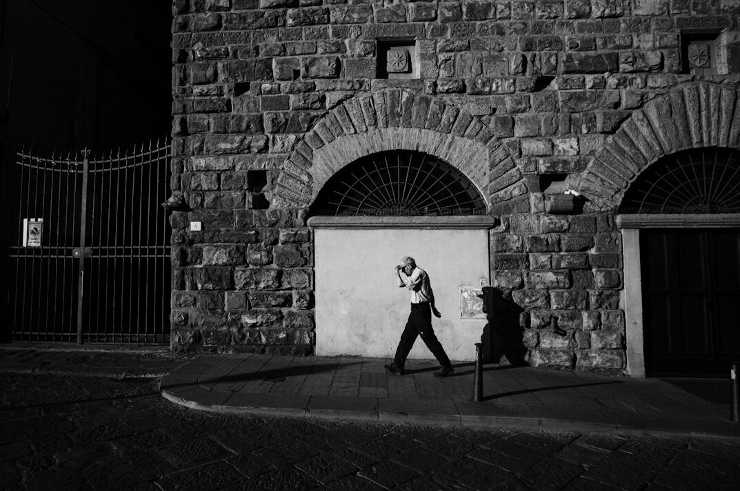 film noir detective scene